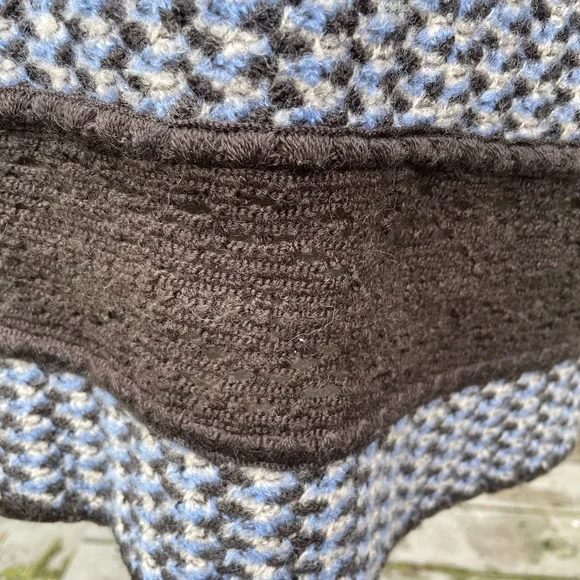 Authentic Missoni Italy Car Coat in Tweed with Crochet Accent - Picture 7 of 10